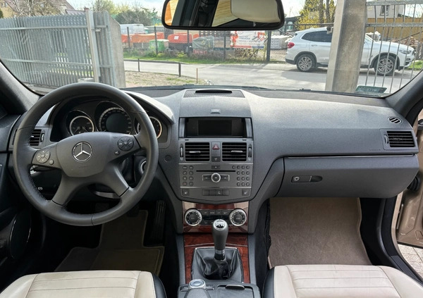 Mercedes-Benz Klasa C cena 42900 przebieg: 179990, rok produkcji 2010 z Ząbki małe 436